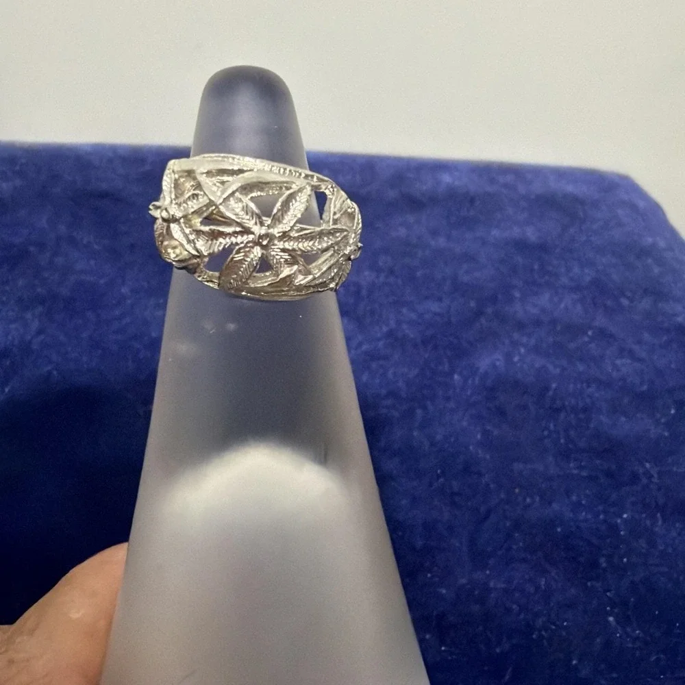 Vogue Silver Tone Ring Size 8 Adjustable